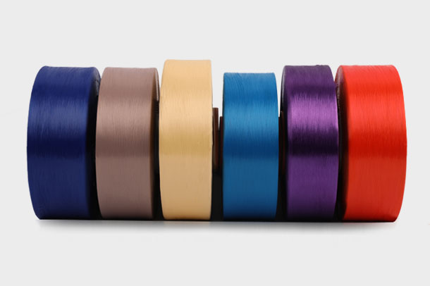 Vad är metoden för att särskilja kvaliteten på polyesterfärgad DTY?